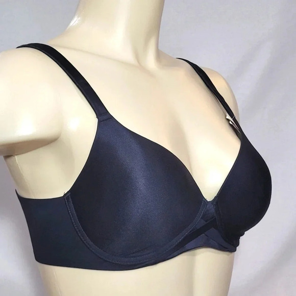 38C Hanes HC10 Criss Cross Lift Wire Free Bra Black NWOT - Picture 2 of 3